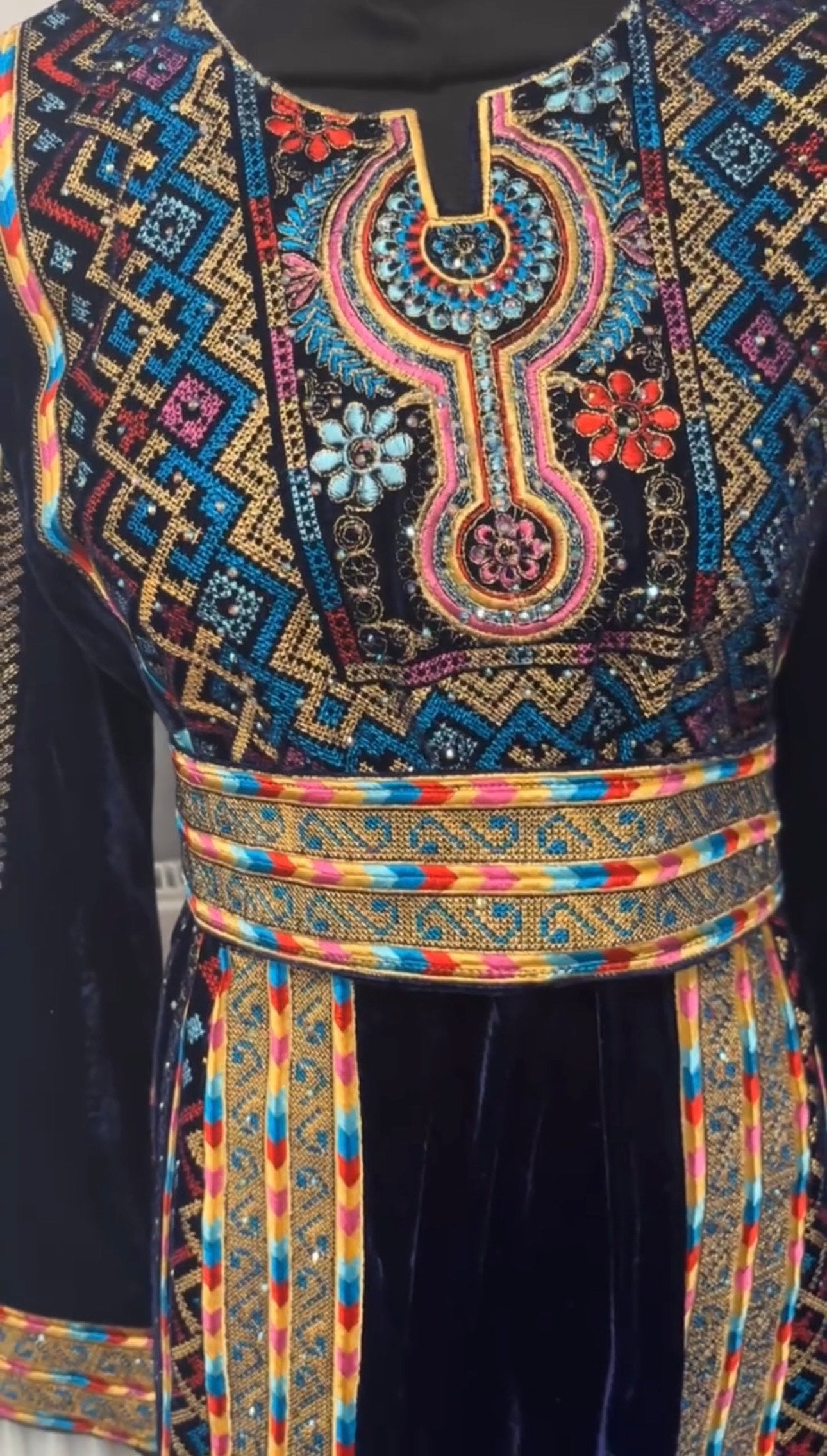 The Lujain Thobe