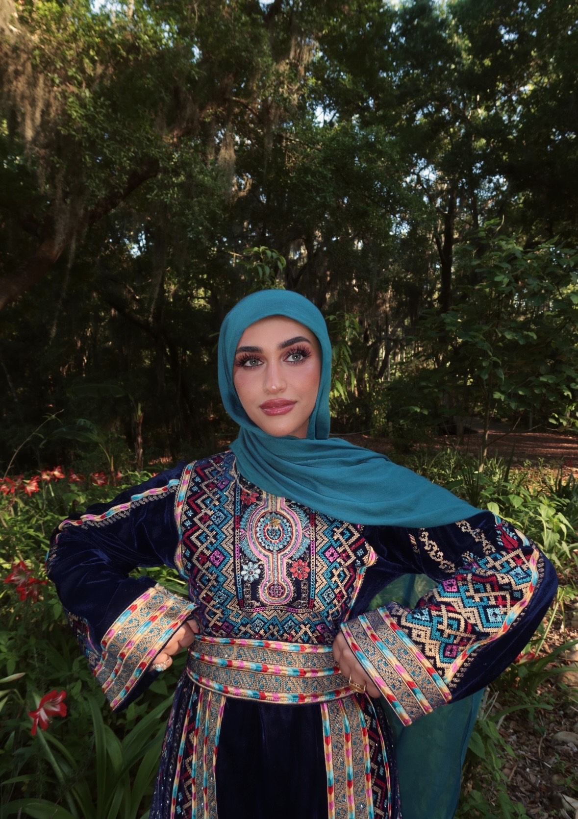 The Lujain Thobe