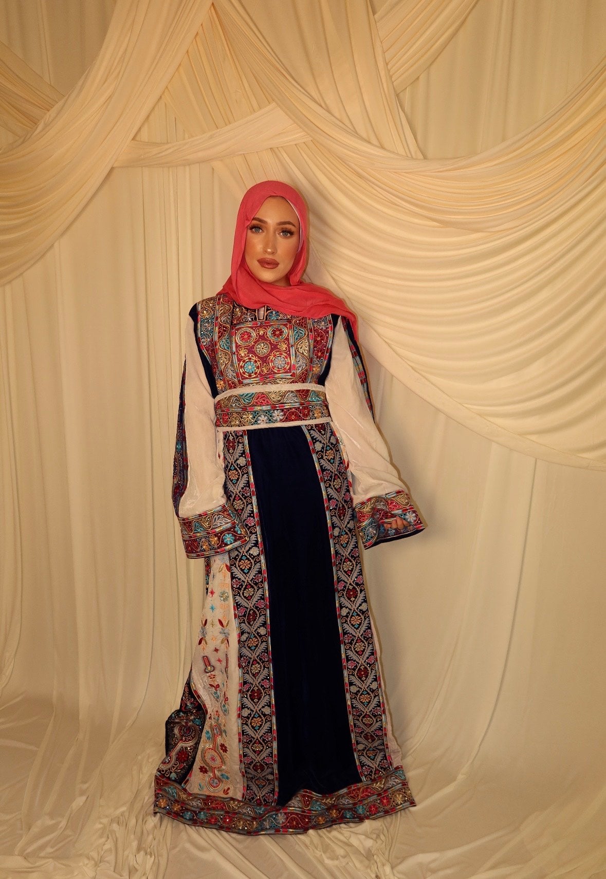The Jamila Thobe