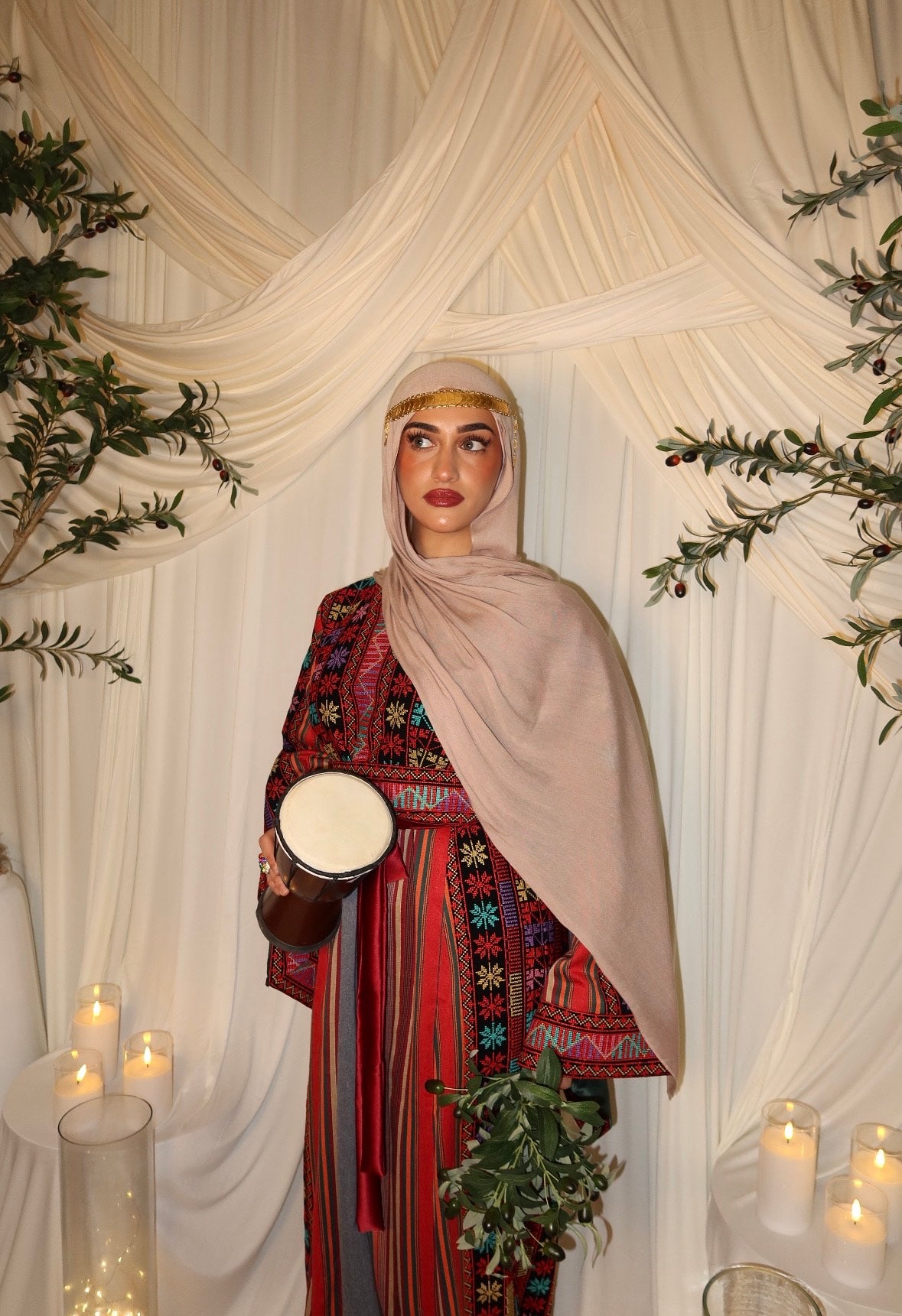 The Ameerah Thobe