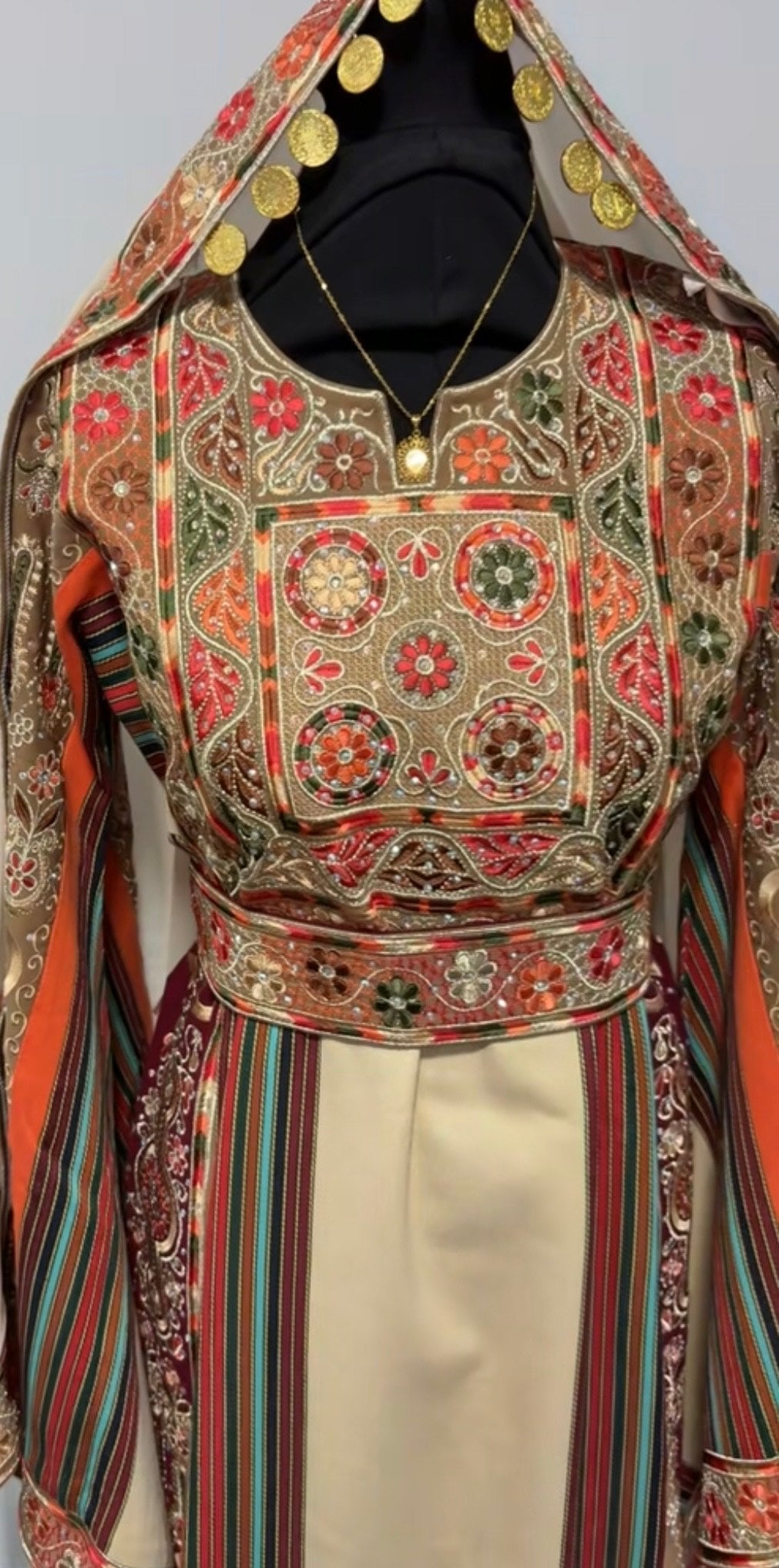 The Zakia Thobe