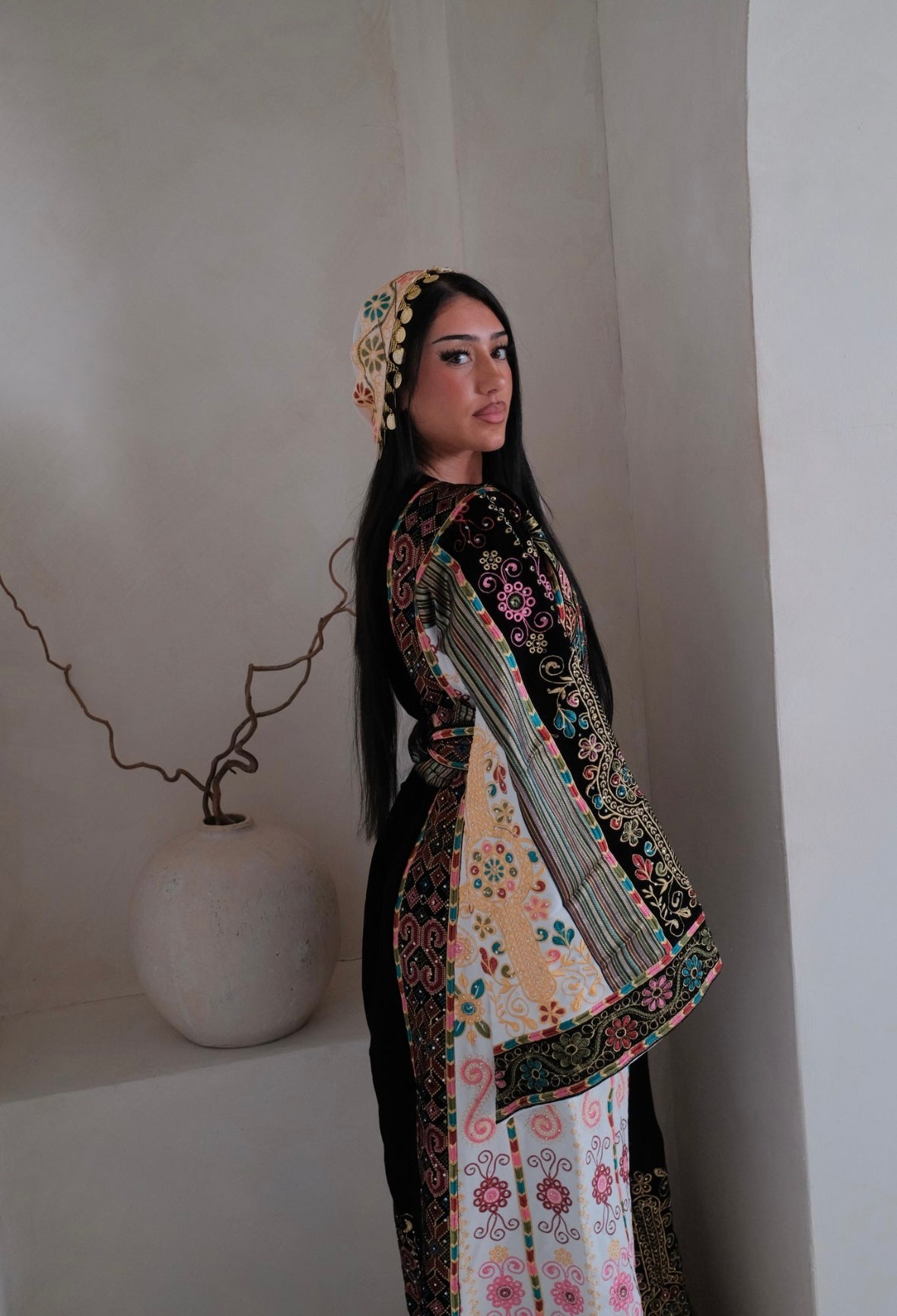The Anam Thobe