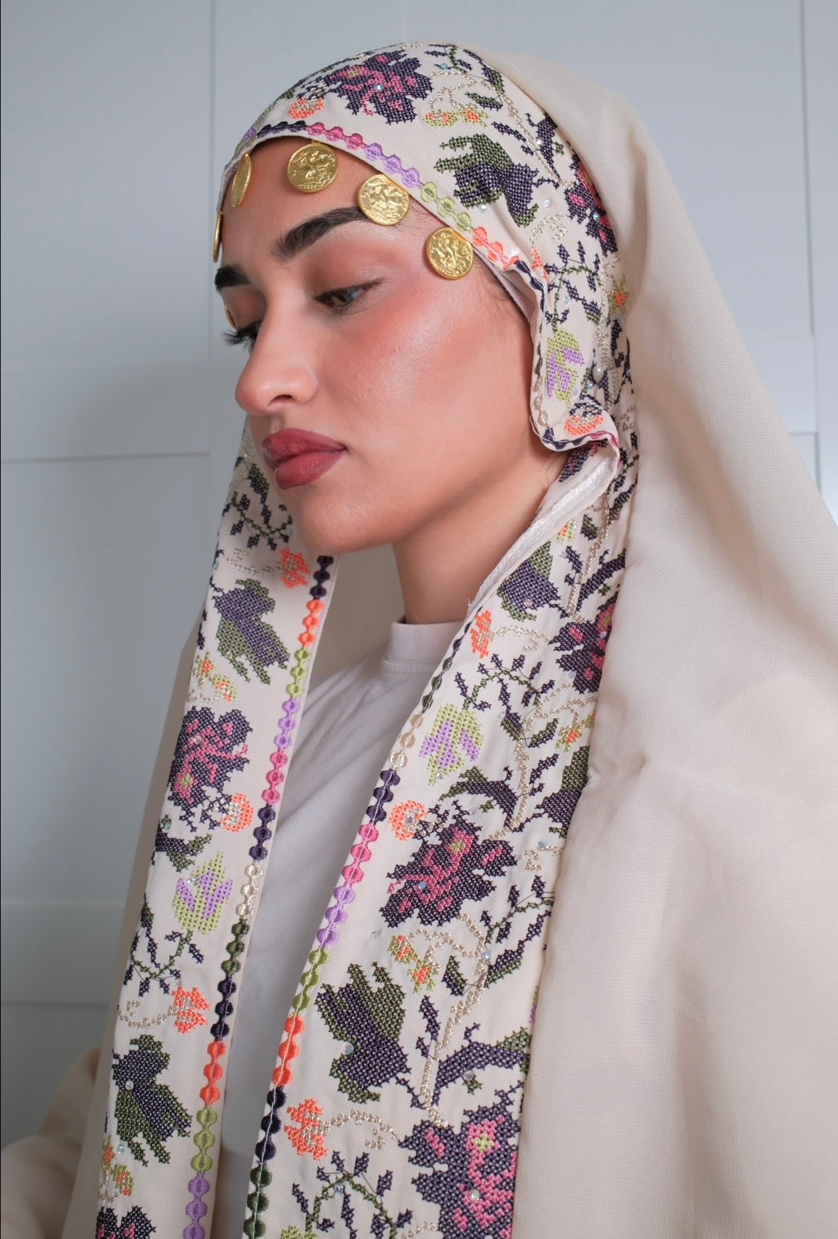 Hind Headpiece