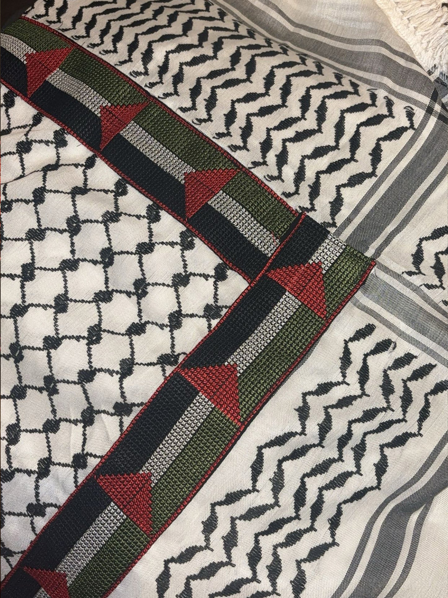The Falesteen Keffiyeh