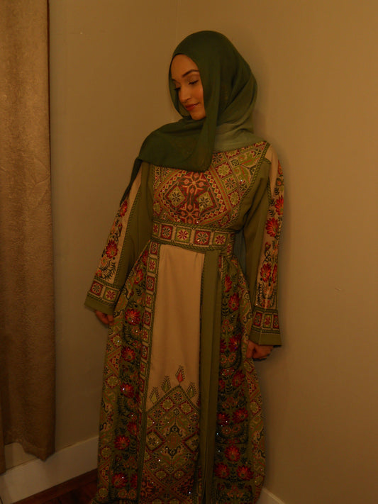 The Dania Thobe