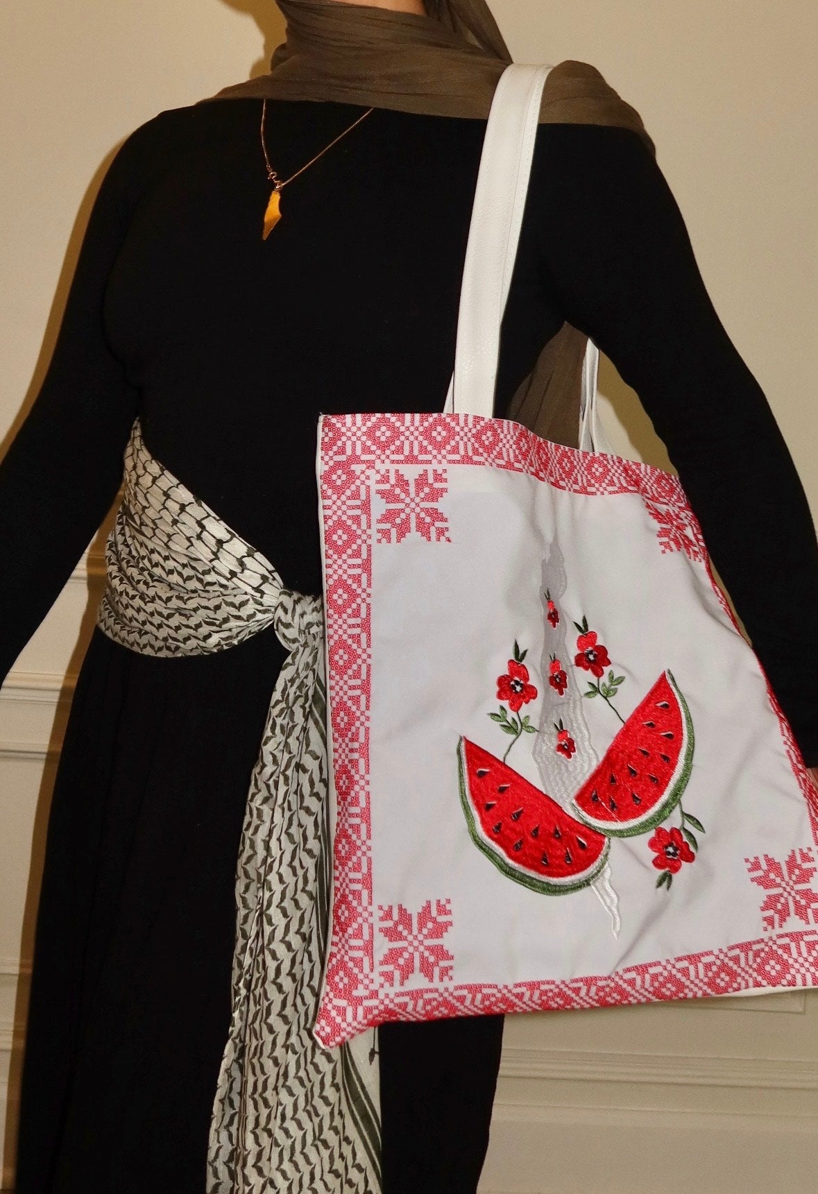 The Hind Tote