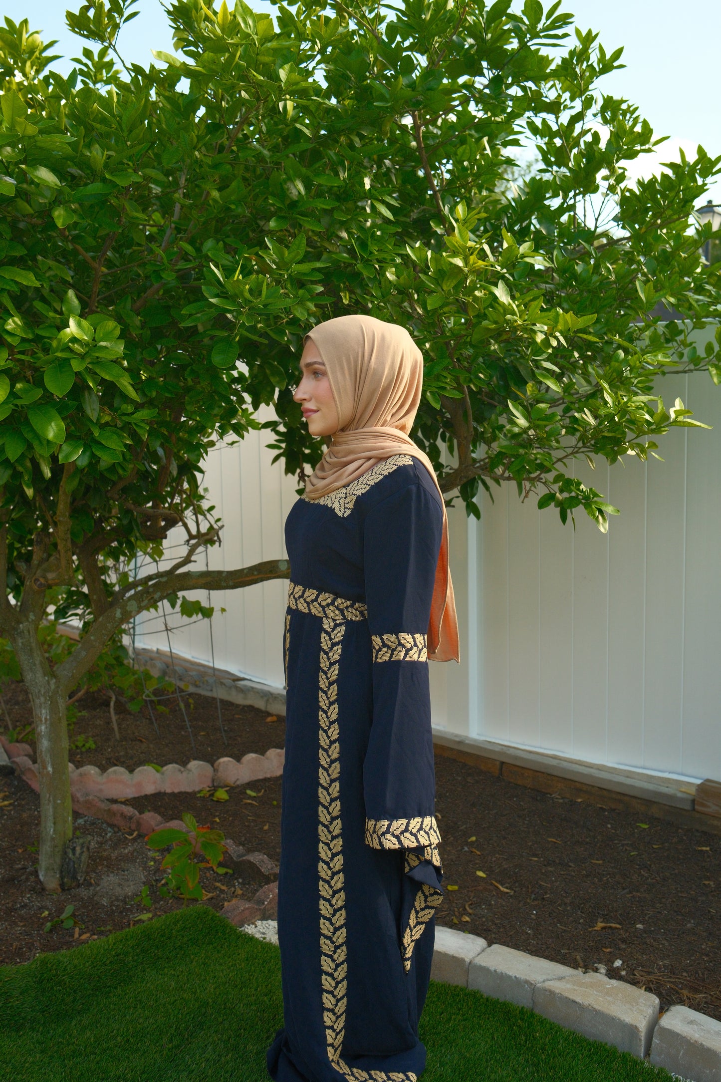 The Eman Thobe