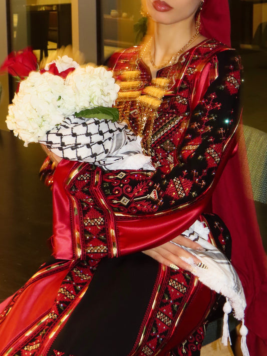 The Classic Keffiyeh