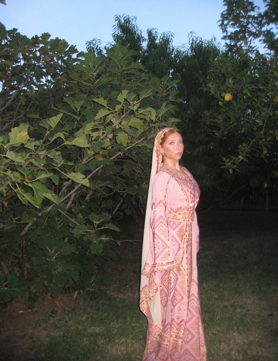 The Muna Thobe