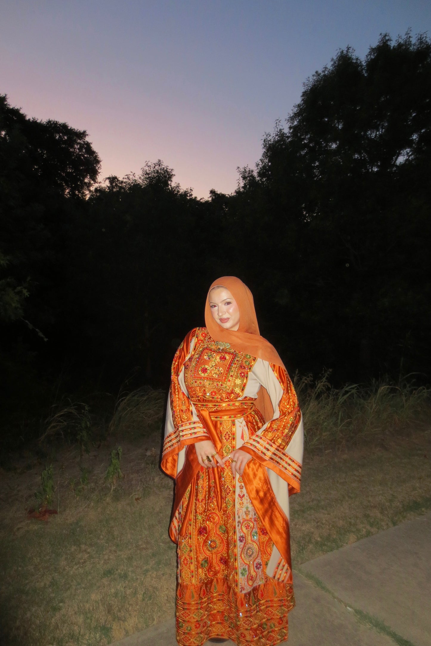 The Wistariya Thobe