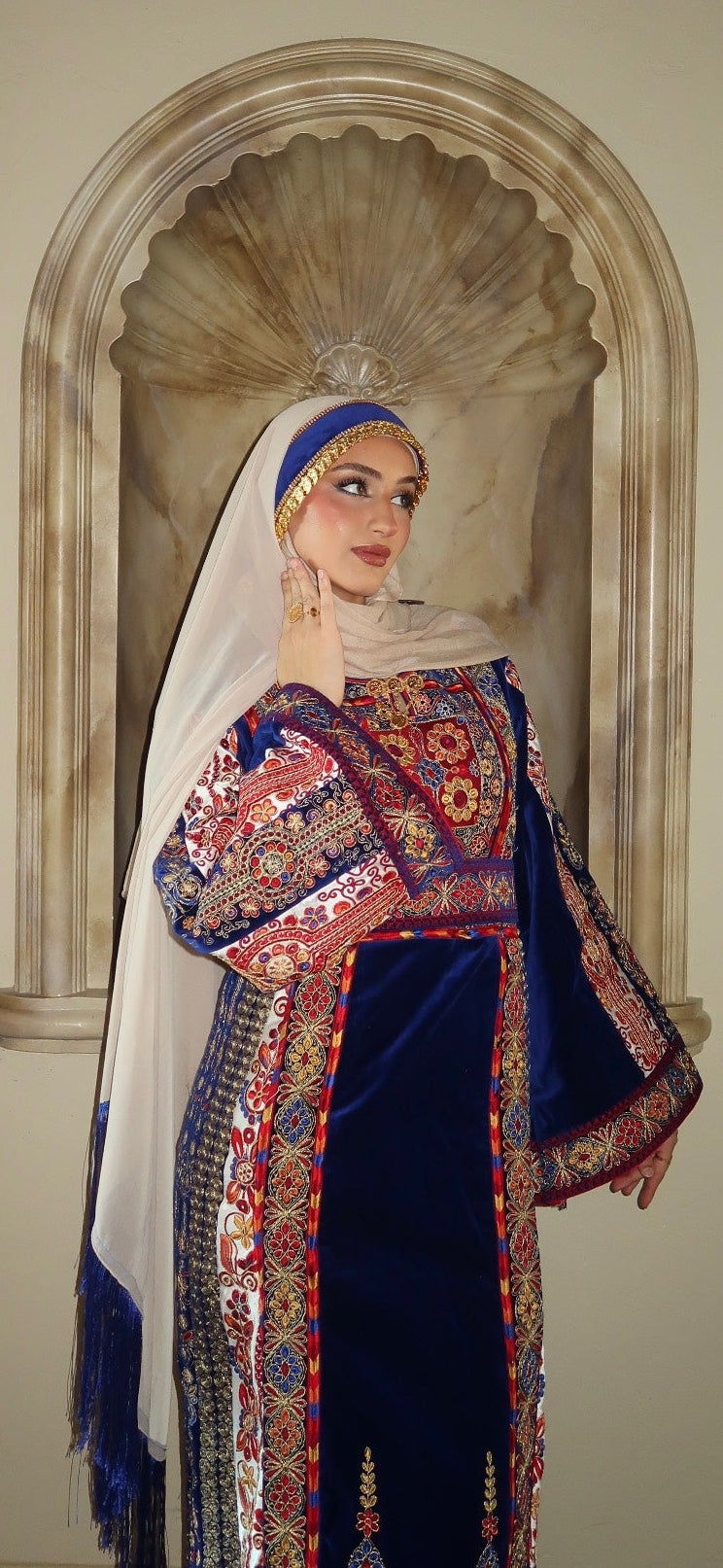 The Huda Thobe