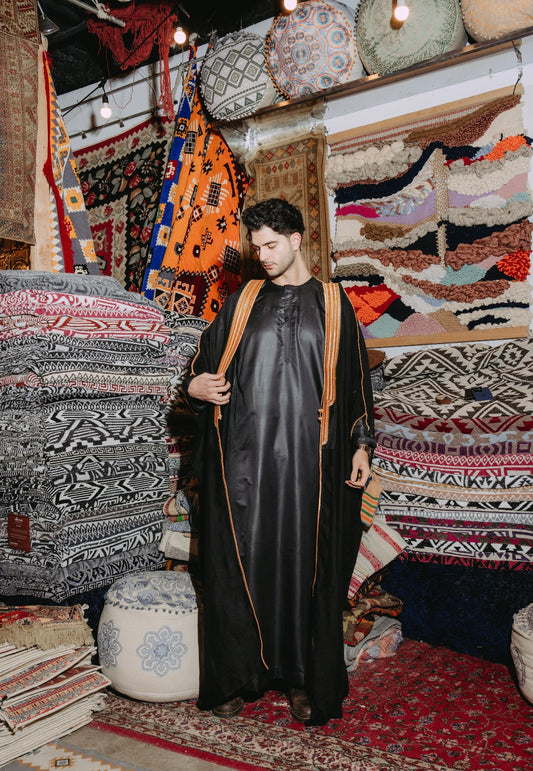 Noir Classic Bisht