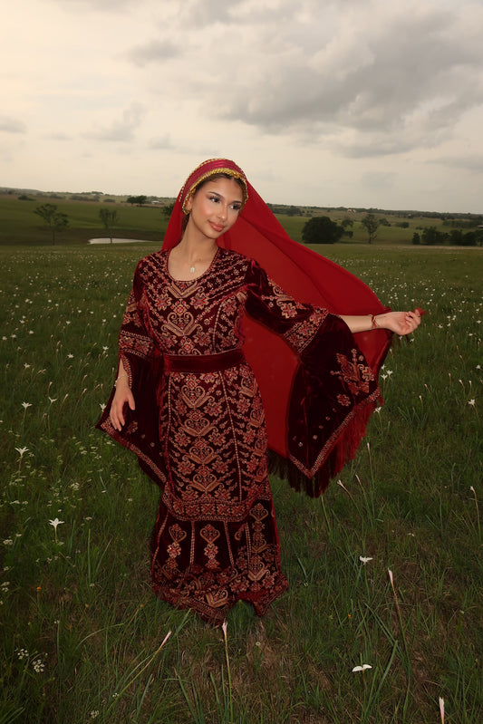 The Hayati Thobe
