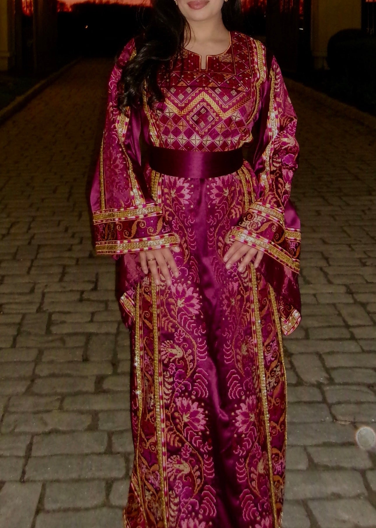 The Debourah Thobe