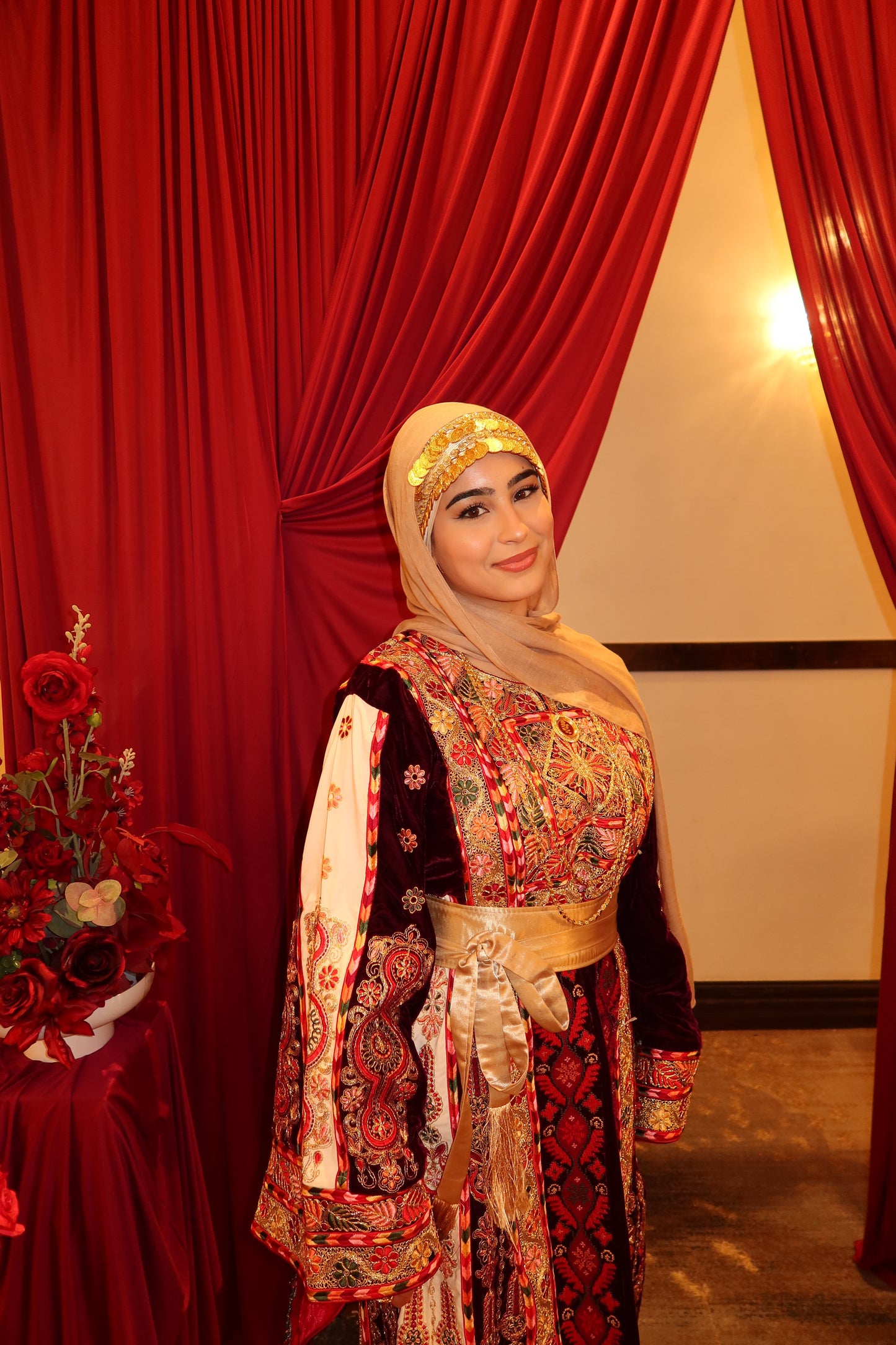 The Areeha Thobe