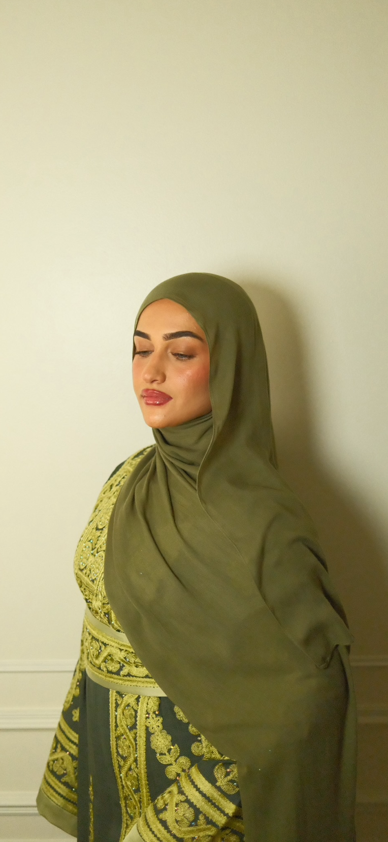 The Zainab Thobe