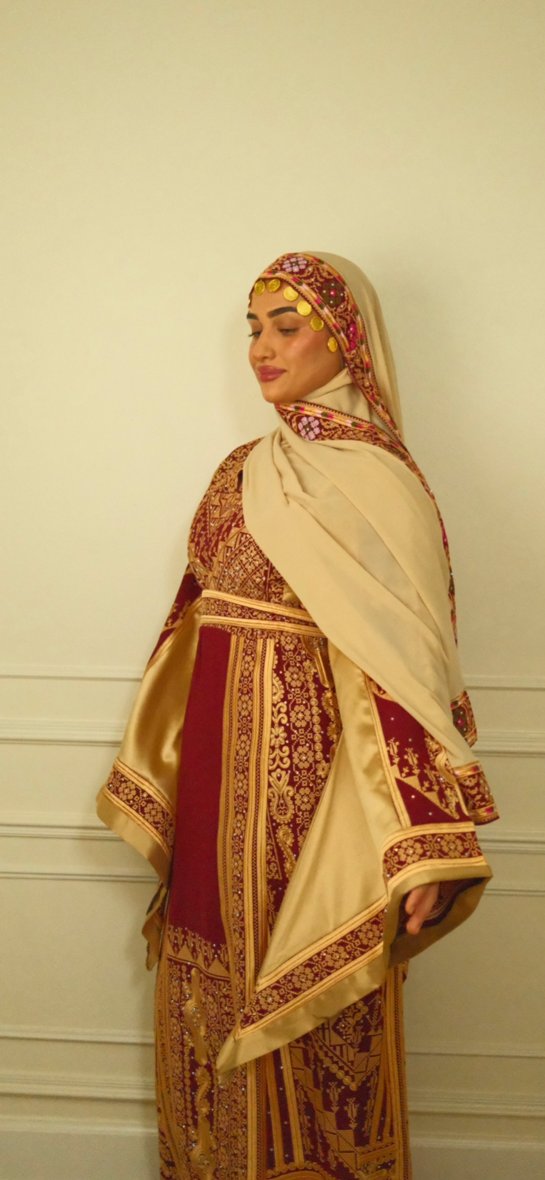 The Meral Thobe