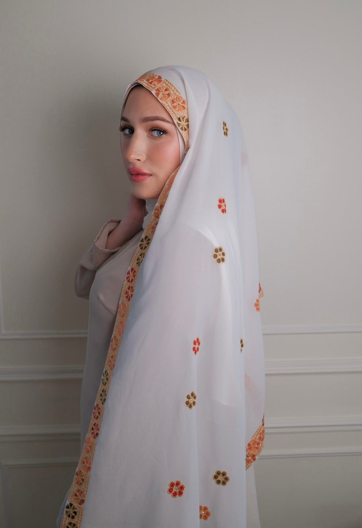Lemar headpiece