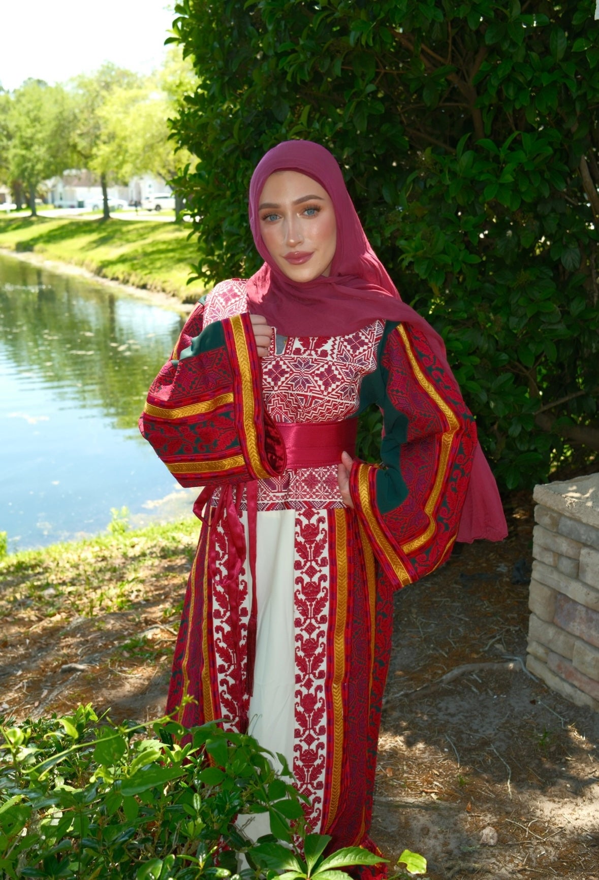 The Thouraya Thobe