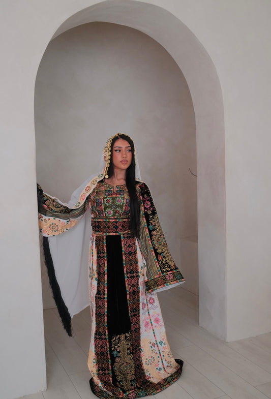 The Anam Thobe