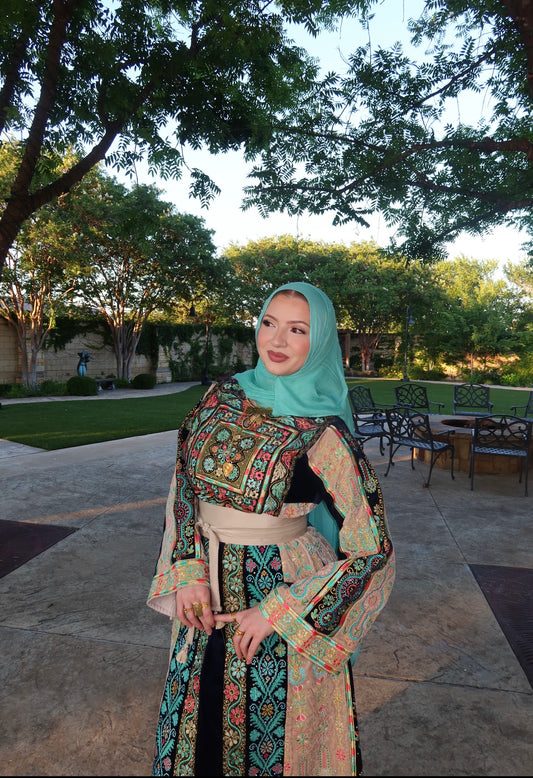 The Hajra Thobe