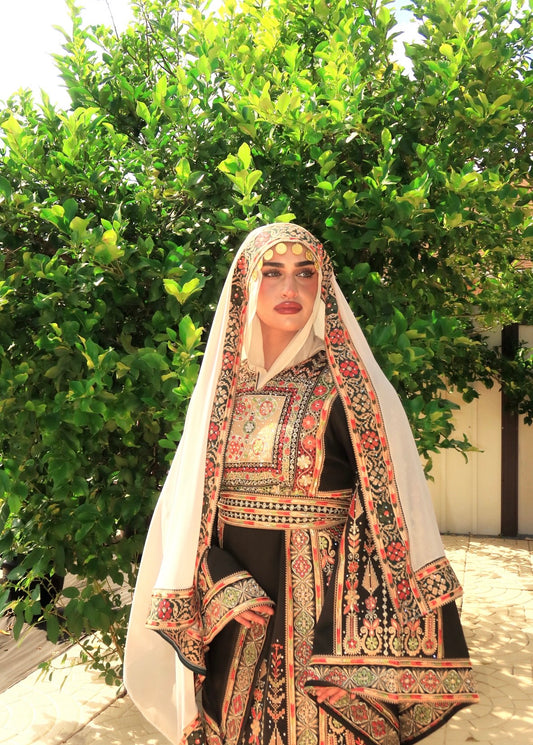 The Nesma Thobe