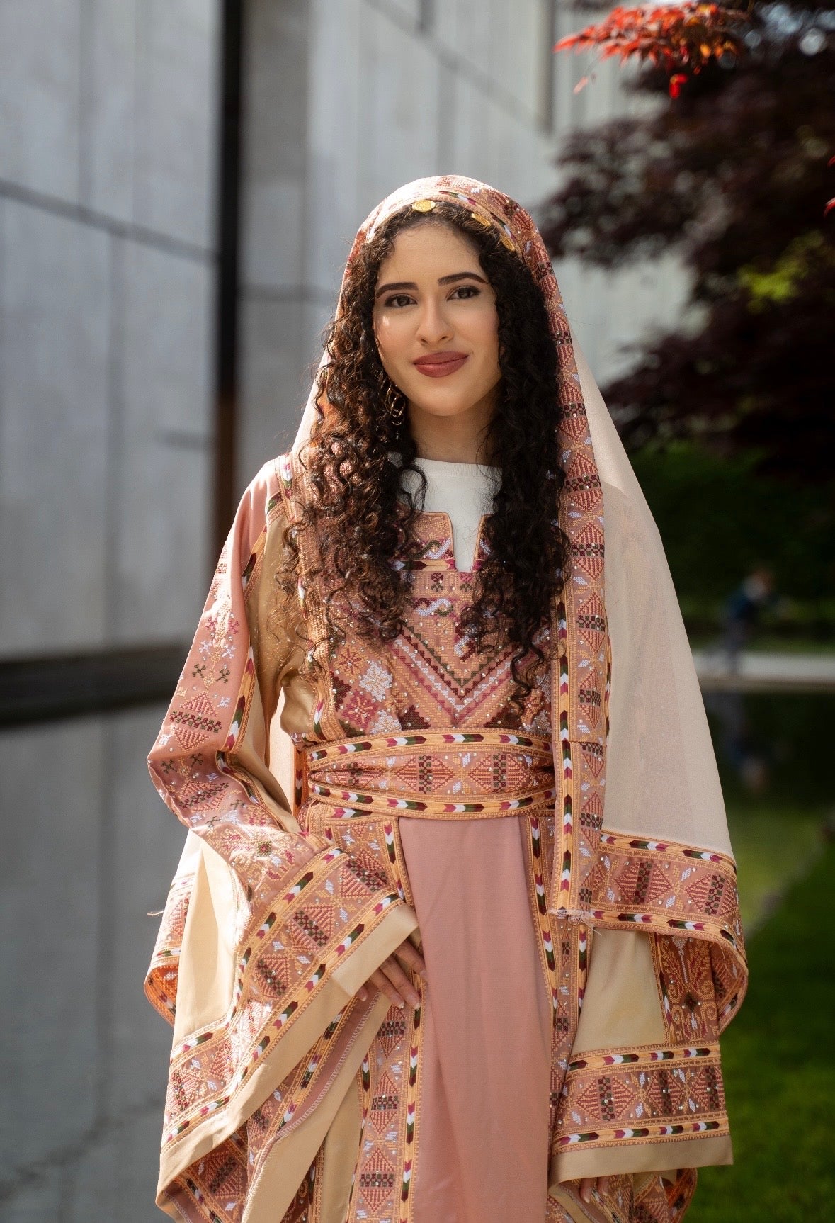 The Esraa Thobe