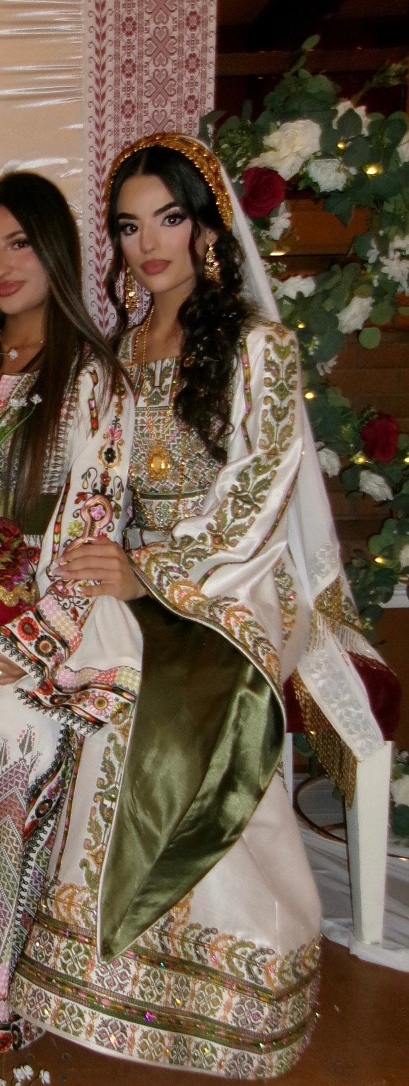 The Leanne Thobe Pre Order