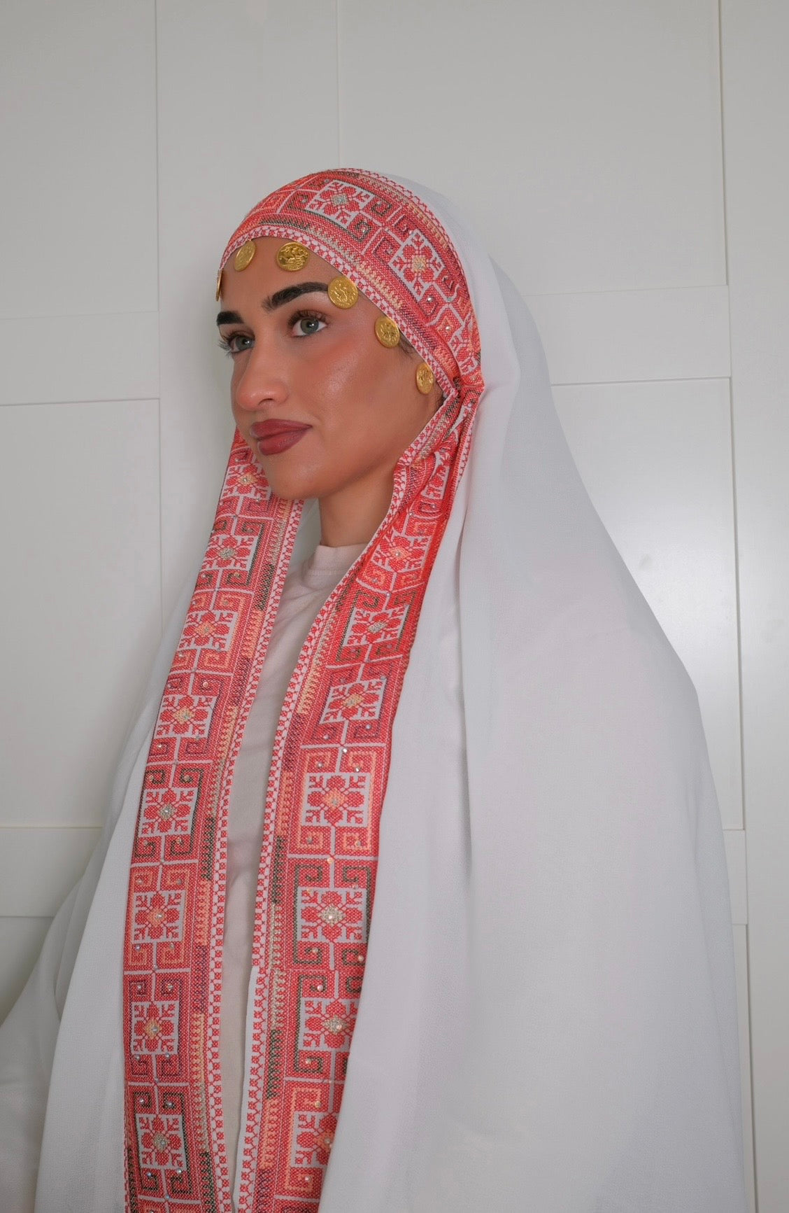 Bisan Headpiece