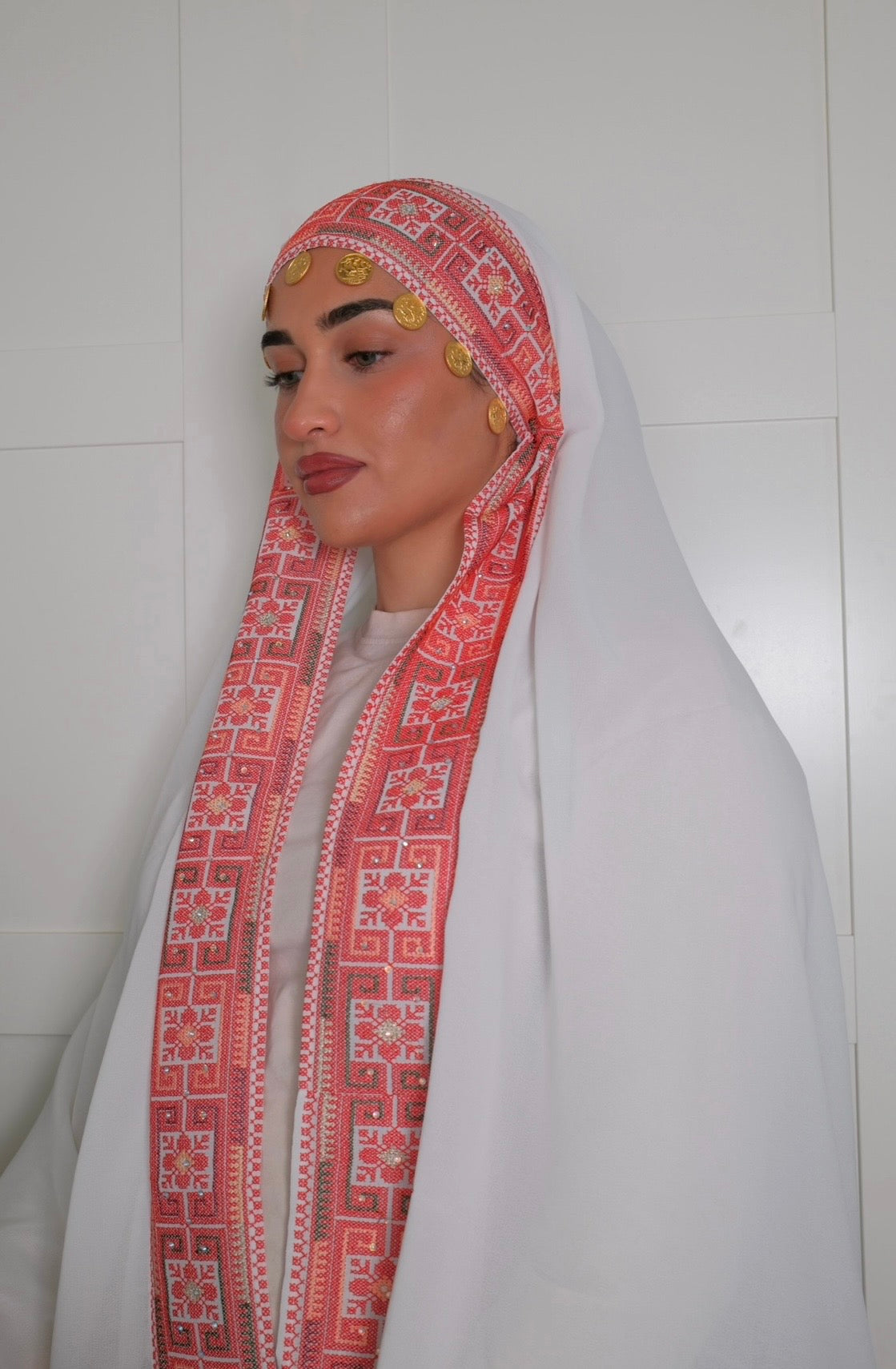 Bisan Headpiece