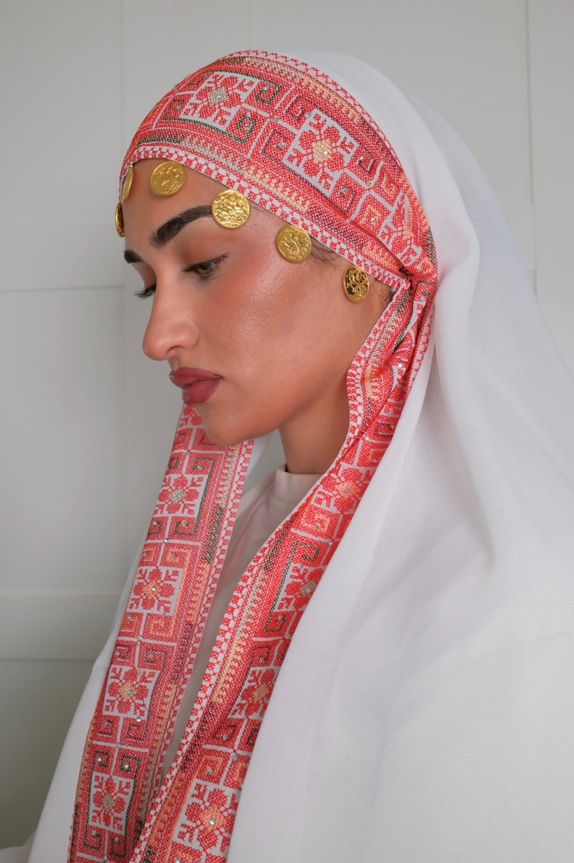 Bisan Headpiece